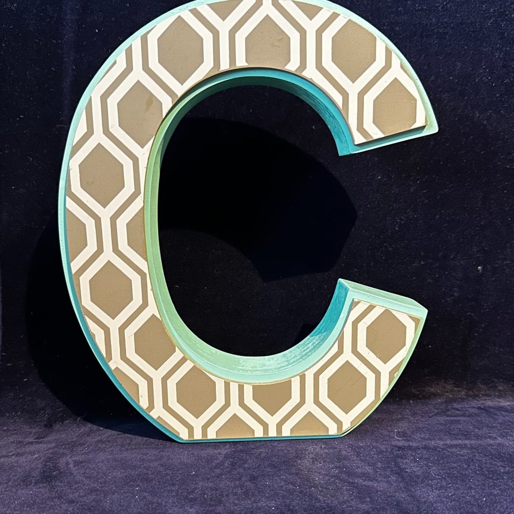 Max Studio Home Woodec Letter "C" Accent Decor